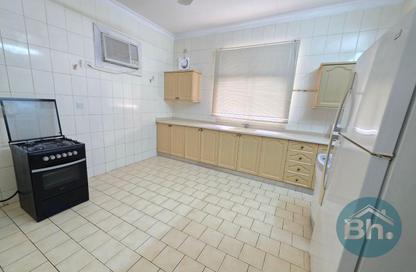 Apartment - 3 - 3 for rent in Al Juffair - Capital Governorate