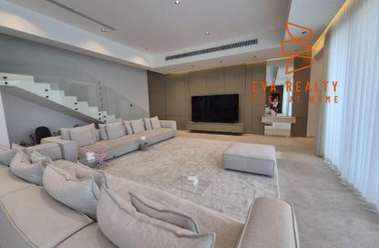Villa - 4 - 6 for rent in Janabiya - Northern Governorate