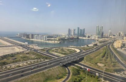 Apartment - 3 Bedrooms - 5 Bathrooms for rent in Abraj Al Lulu - Manama - Capital Governorate Apartment - 3 Bedrooms - 5 Bathrooms for rent in Abraj Al Lulu - Manama - Capital Governorate