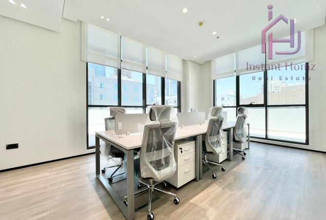 987689 - Property Main Image