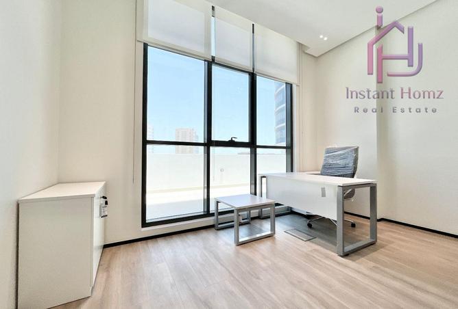 987689 - Property Image 2