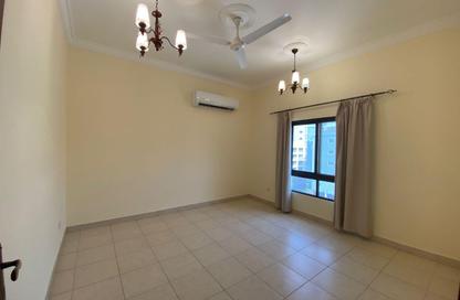 Apartment - 2 Bedrooms - 2 Bathrooms for rent in Al Burhama - Manama - Capital Governorate