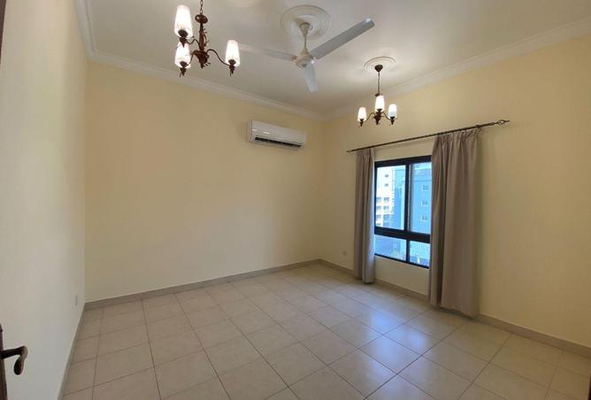 52700867 - Property Image 2