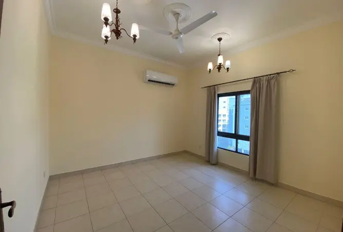 52700867 - Property Image 2