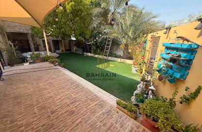 Villa - 7+ Bedrooms - 7+ Bathrooms for sale in Hamad Town - Northern Governorate