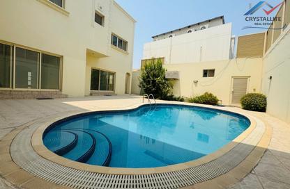 Villa - 5 Bedrooms - 6 Bathrooms for rent in Mahooz - Manama - Capital Governorate