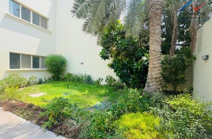 Villa - 5 Bedrooms - 6 Bathrooms for rent in Mahooz - Manama - Capital Governorate