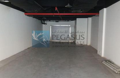 Shop - Studio - 4 Bathrooms for rent in Hoora - Capital Governorate