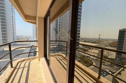Apartment - 1 - 2 for rent in Sanabis - Manama - Capital Governorate