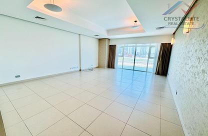 Apartment - 2 Bedrooms - 3 Bathrooms for rent in Reef Island - Capital Governorate Apartment - 2 Bedrooms - 3 Bathrooms for rent in Reef Island - Capital Governorate