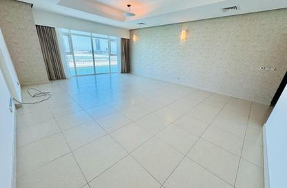 Apartment - 2 Bedrooms - 3 Bathrooms for rent in Reef Island - Capital Governorate Apartment - 2 Bedrooms - 3 Bathrooms for rent in Reef Island - Capital Governorate