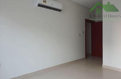 Apartment - 1 Bedroom - 1 Bathroom for rent in Hidd - Muharraq Governorate Apartment - 1 Bedroom - 1 Bathroom for rent in Hidd - Muharraq Governorate