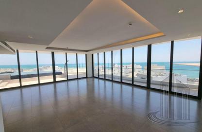 Penthouse - 3 Bedrooms - 5 Bathrooms for sale in Breeze of Dilmunia - Dilmunia Island - Muharraq Governorate