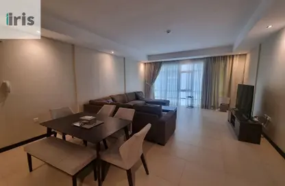 Apartment - 2 Bedrooms - 3 Bathrooms for rent in Al Juffair - Capital Governorate