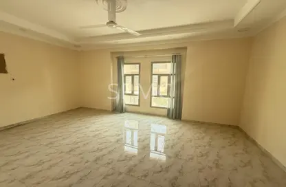 Apartment - 3 Bedrooms - 3 Bathrooms for rent in Tubli - Central Governorate