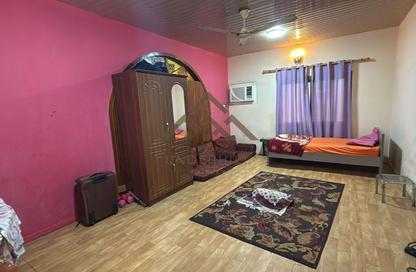 فيلا - 8 غرف نوم - 5 حمامات للبيع في السلمانية - المنامة - محافظة العاصمة