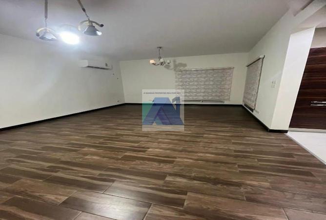 52301081 - Property Image 2