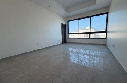 Villa - 5 Bedrooms - 6 Bathrooms for rent in Zinj - Manama - Capital Governorate