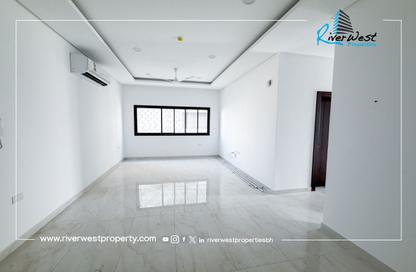 Apartment - 2 Bedrooms - 2 Bathrooms for rent in Bu Quwah - Northern Governorate