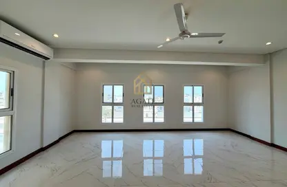 Apartment - 2 Bedrooms - 3 Bathrooms for rent in Galali - Muharraq Governorate