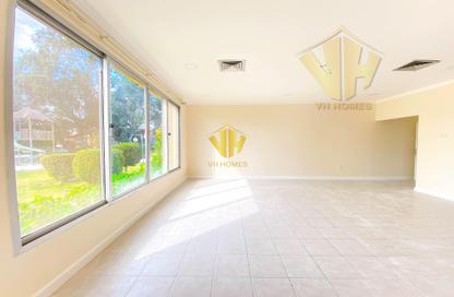 Villa - 3 - 4 for rent in Saar - Northern Governorate Villa - 3 - 4 for rent in Saar - Northern Governorate