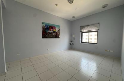 Office Space - Studio - 1 for rent in Janabiya - Northern Governorate