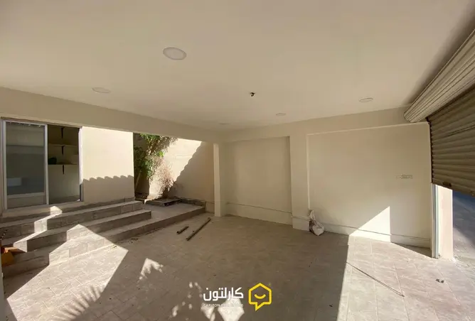 996677 - Property Image 2