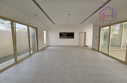 Villa - 4 Bedrooms - 4 Bathrooms for rent in Saar - Northern Governorate Villa - 4 Bedrooms - 4 Bathrooms for rent in Saar - Northern Governorate