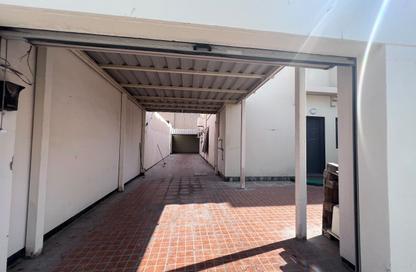 Villa - 5 - 3 for rent in Busaiteen - Muharraq Governorate
