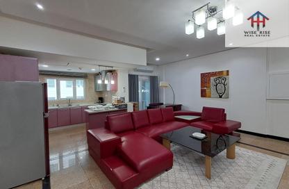Apartment - 2 Bedrooms - 2 Bathrooms for rent in Busaiteen - Muharraq Governorate