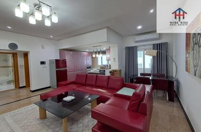 Apartment - 2 Bedrooms - 2 Bathrooms for rent in Busaiteen - Muharraq Governorate