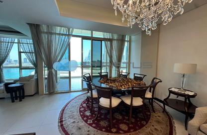 Penthouse - 3 Bedrooms - 4 Bathrooms for rent in Reef Island - Capital Governorate