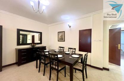 Apartment - 2 Bedrooms - 2 Bathrooms for rent in Busaiteen - Muharraq Governorate
