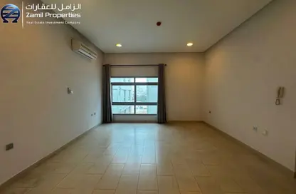 Apartment - 2 Bedrooms - 2 Bathrooms for rent in Janabiya - Northern Governorate