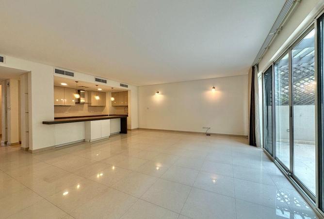 53060137 - Property Image 2