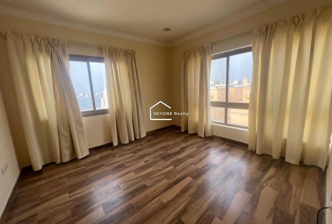54207392 - صورة العقار 3