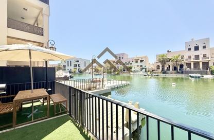 Villa - 2 - 3 for rent in Al Marsa Floating City - Amwaj Islands - Muharraq Governorate