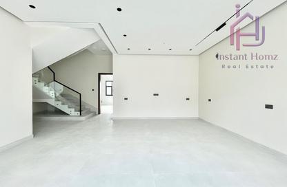 Villa - 4 Bedrooms - 5 Bathrooms for sale in Hamad Town - Northern Governorate