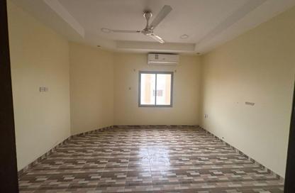 Apartment - 2 Bedrooms - 2 Bathrooms for rent in Tubli - Central Governorate