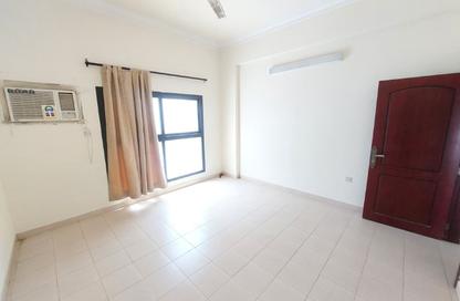 Apartment - 2 Bedrooms - 2 Bathrooms for rent in Hidd - Muharraq Governorate