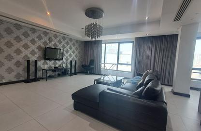 Apartment - 2 Bedrooms - 3 Bathrooms for rent in Seef - Capital Governorate Apartment - 2 Bedrooms - 3 Bathrooms for rent in Seef - Capital Governorate