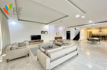Villa - 4 Bedrooms - 6 Bathrooms for rent in Saar - Northern Governorate Villa - 4 Bedrooms - 6 Bathrooms for rent in Saar - Northern Governorate