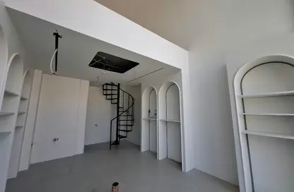 Shop - Studio for rent in Janabiya - Northern Governorate
