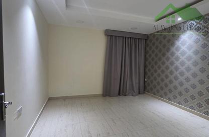 Apartment - 3 Bedrooms - 3 Bathrooms for rent in Hidd - Muharraq Governorate