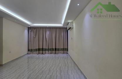 Apartment - 3 Bedrooms - 3 Bathrooms for rent in Hidd - Muharraq Governorate