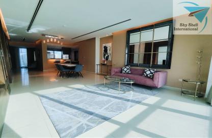 Apartment - 3 Bedrooms - 3 Bathrooms for rent in Reef Island - Capital Governorate