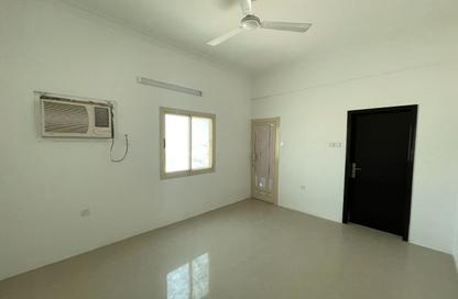 Apartment - 2 - 2 for rent in Isa Town - Central Governorate