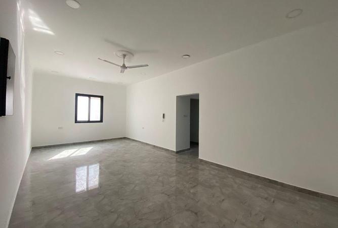 994168 - Property Image 2