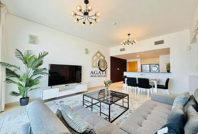 989506 - Property Image 2