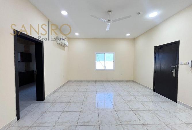 1000823 - Property Main Image